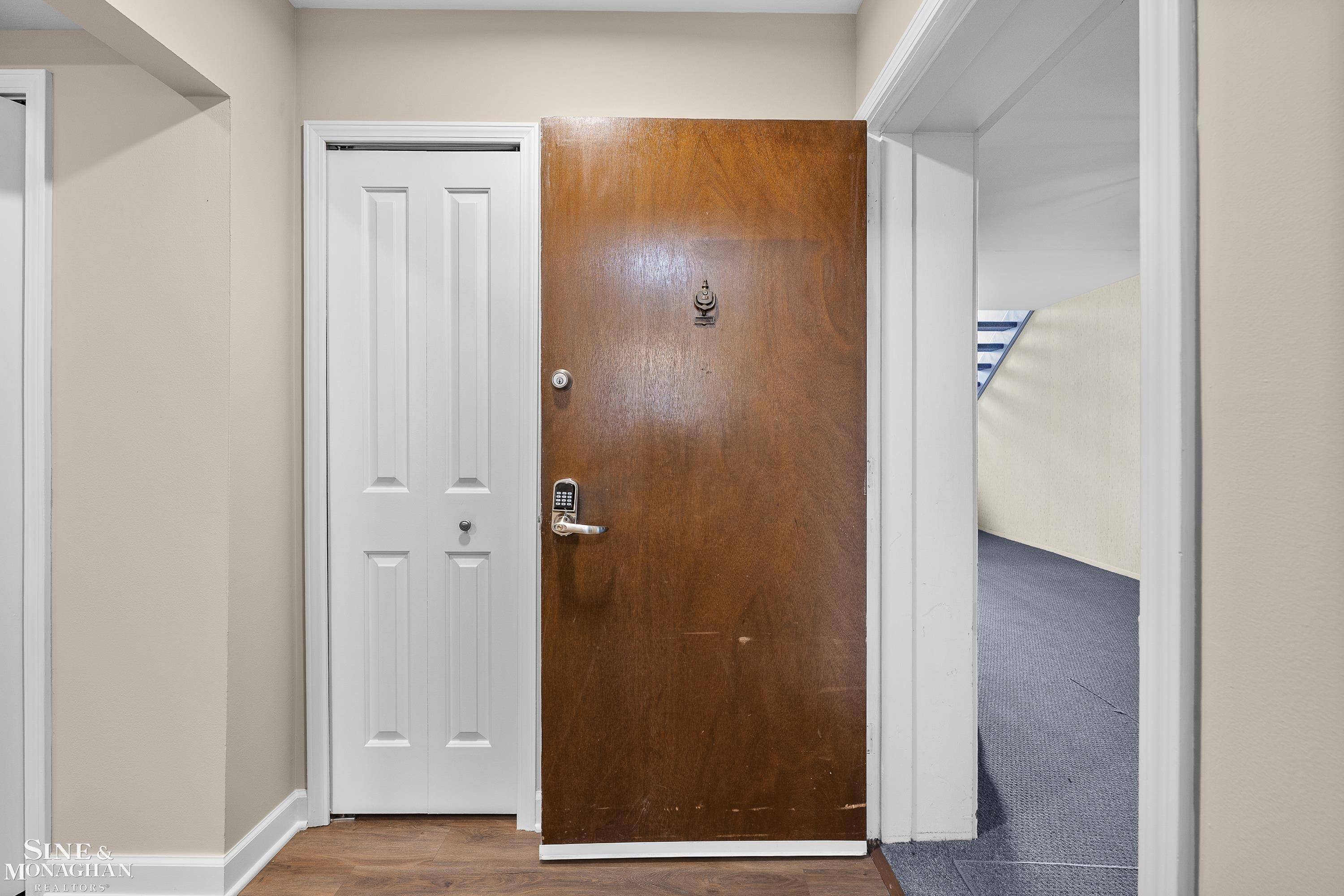 Saint Clair Shores, MI 48080,412 Riviera DR