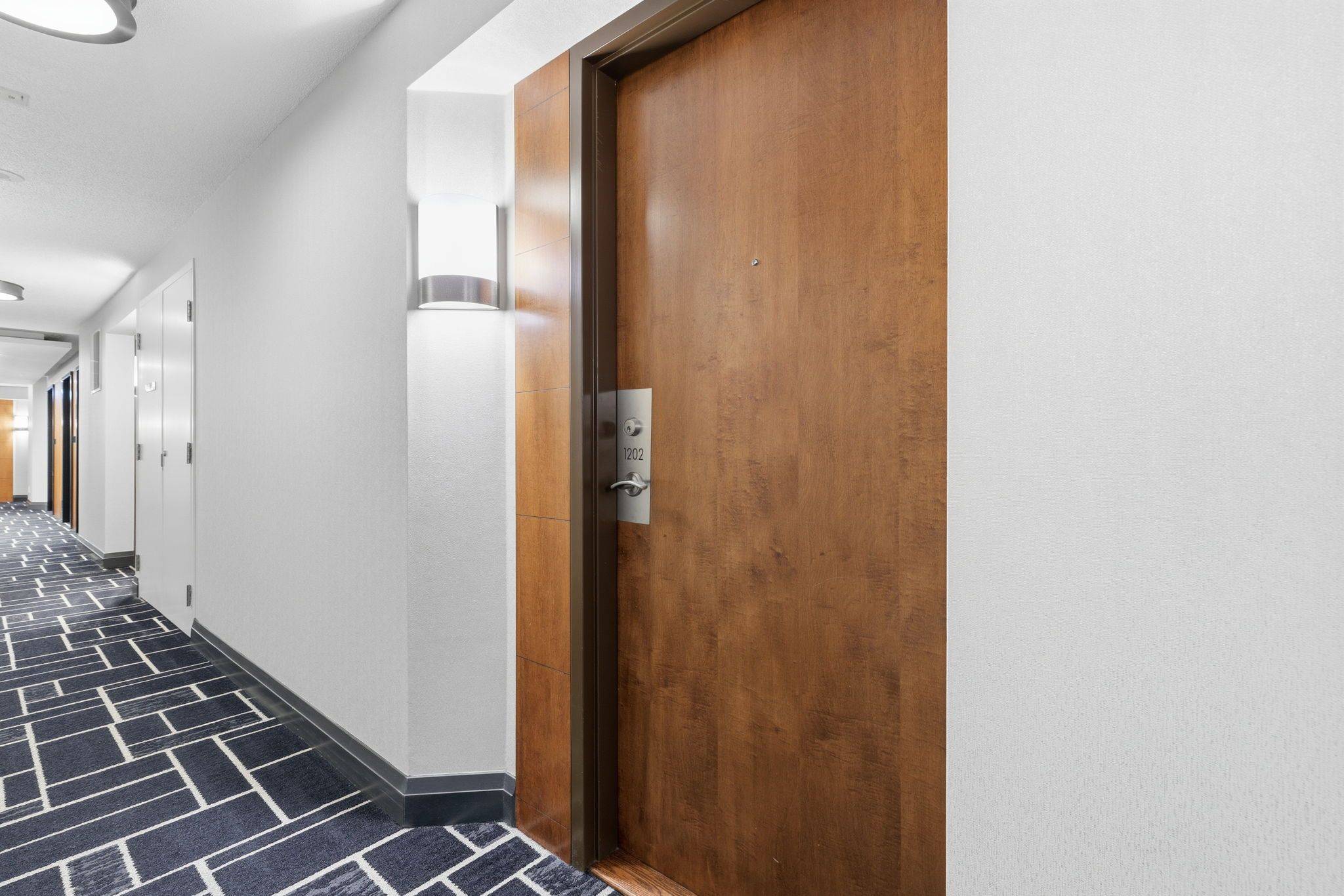 Toronto C14, ON M2N 7L7,35 Bales AVE #1202