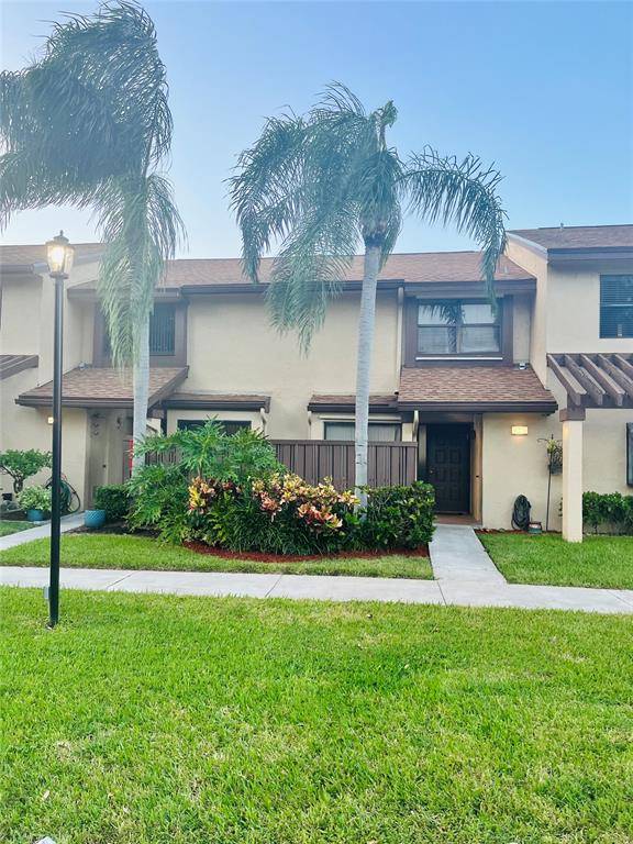 Coconut Creek, FL 33063,3966 Cocoplum Cir #D