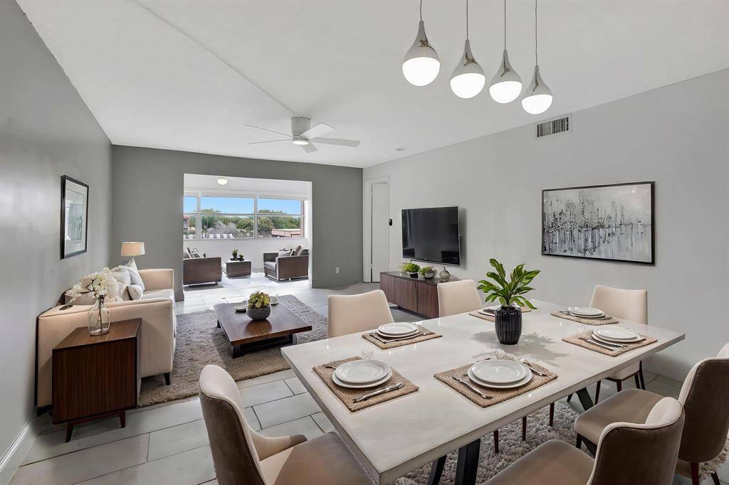 Sunrise, FL 33322,9861 Sunrise Lakes Blvd #303