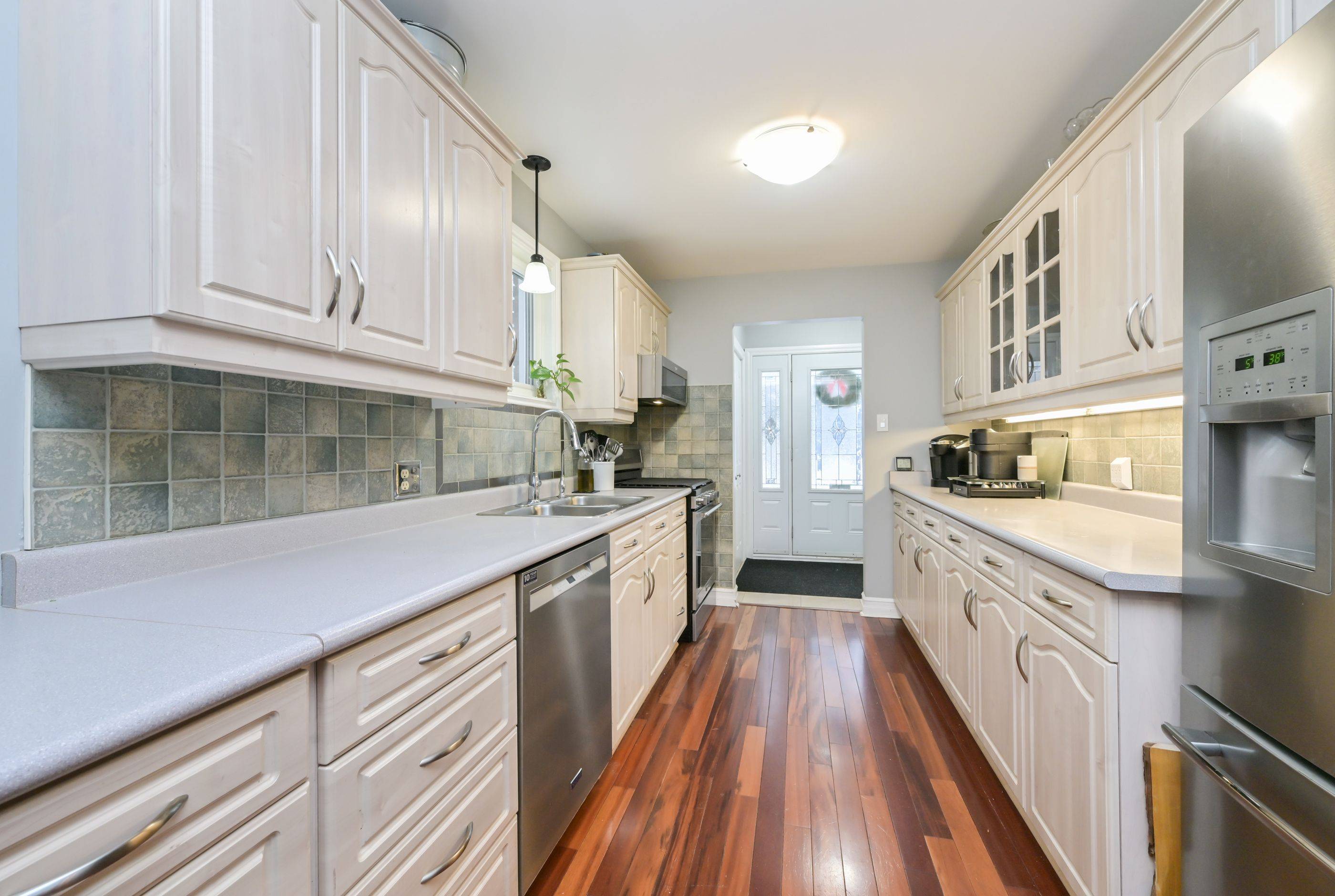 New Tecumseth, ON L9R 1M7,61 Doner ST