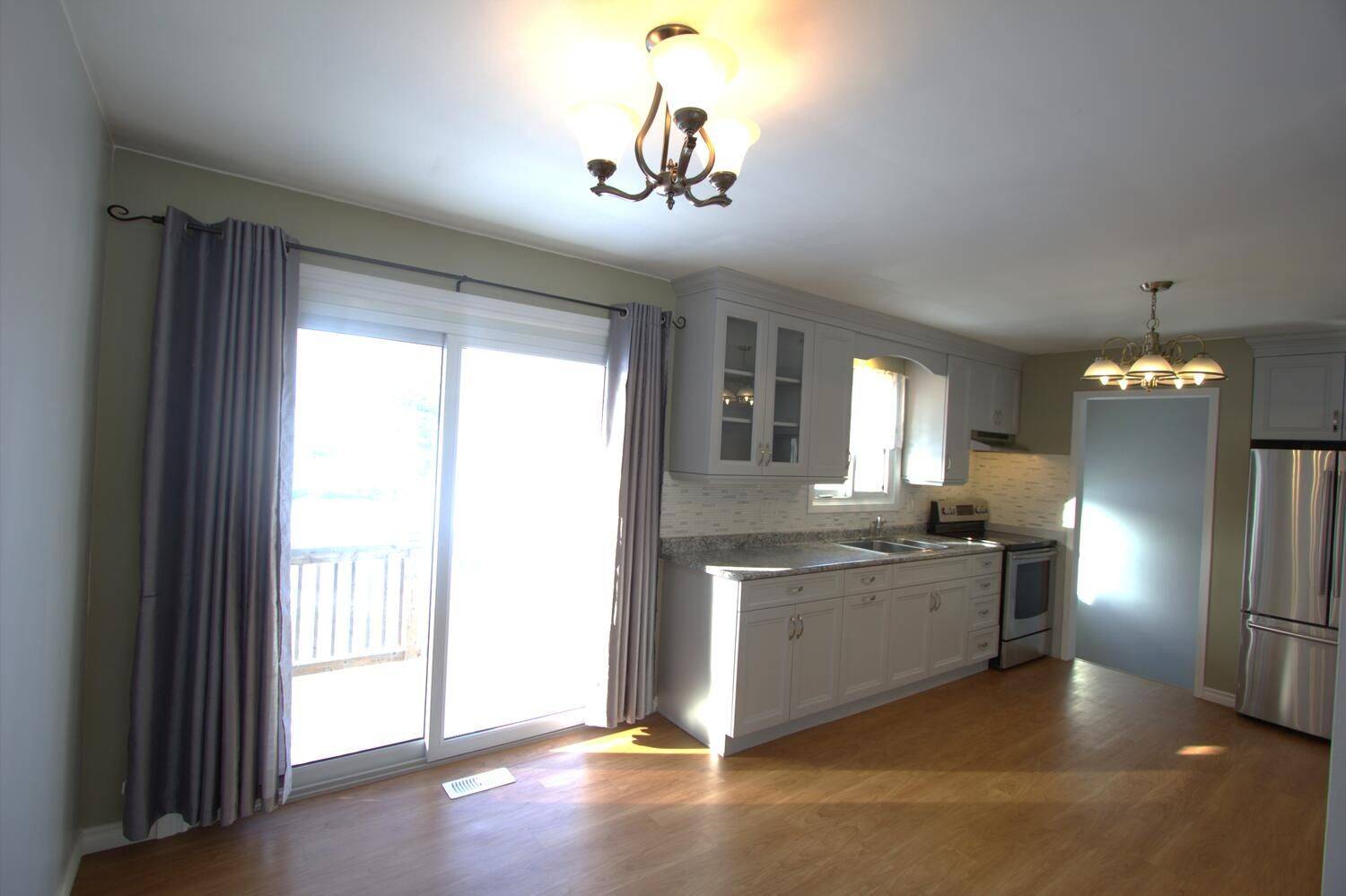 Havelock-belmont-methuen, ON K0L 1Z0,1092 Mid Belmont 7th Line