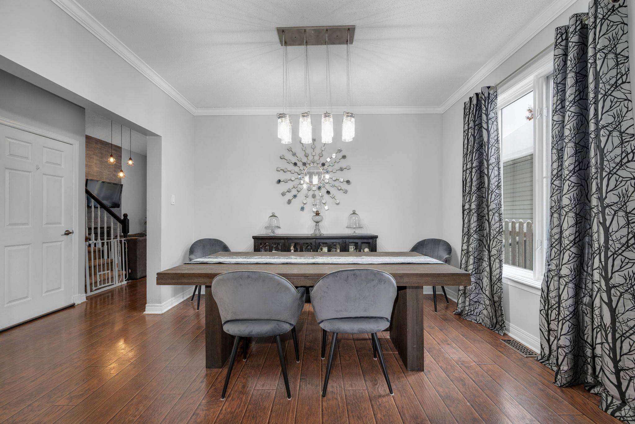 Blossom Park - Airport And Area, ON K1V 1L4,4362 Rainforest DR