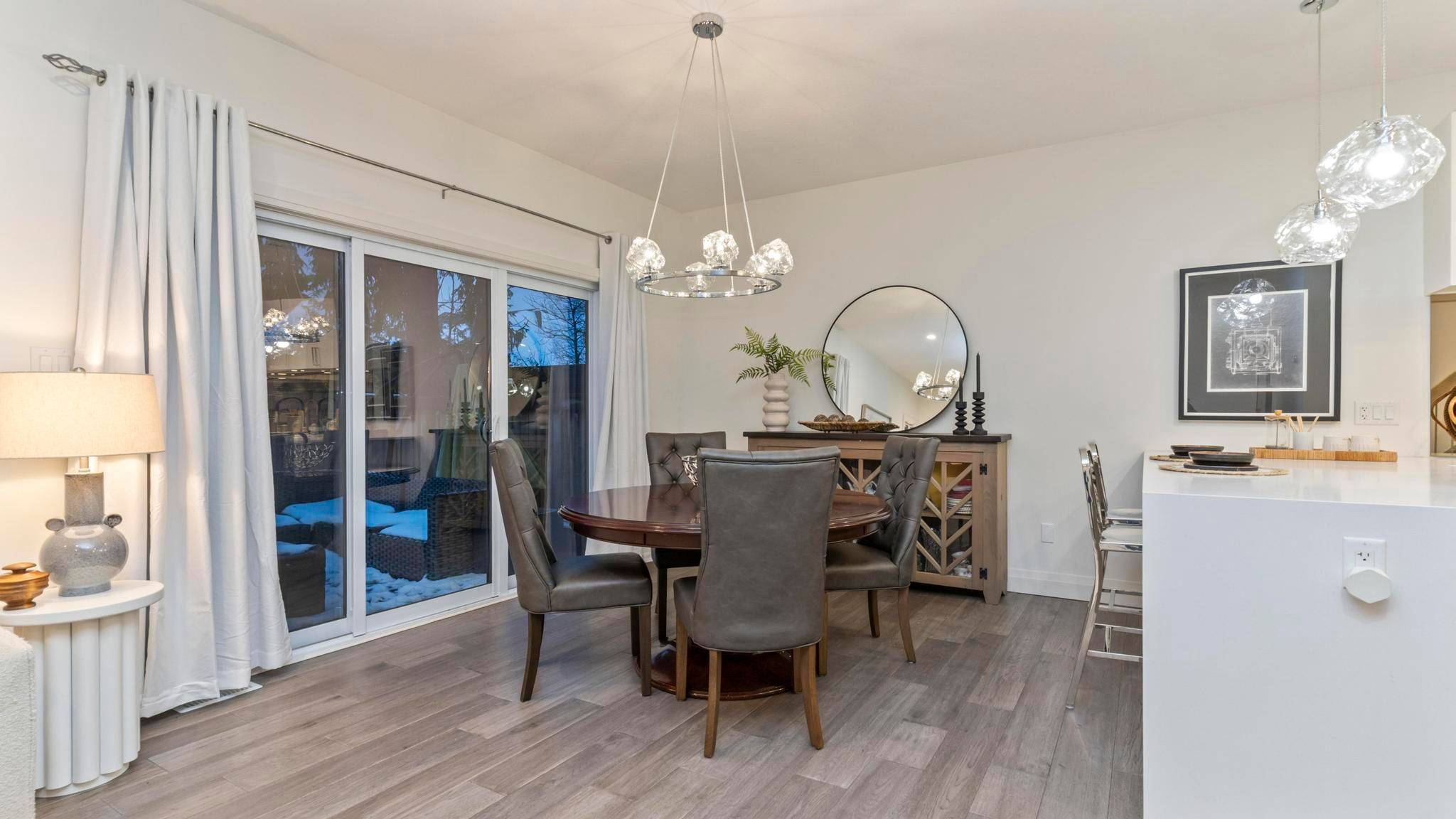 London North, ON N6H 0K4,1195 Riverside DR #9