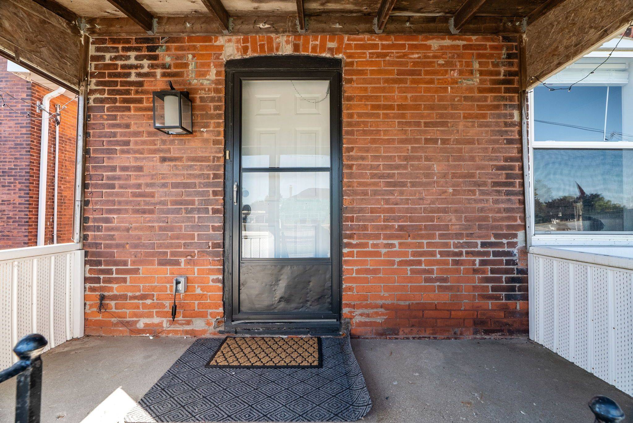 Stratford, ON N5A 3W7,63 Guelph ST