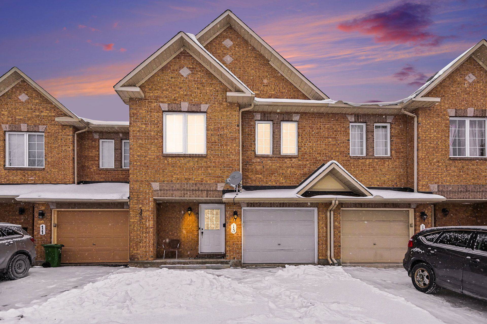 Barrhaven, ON K2G 6X7,13 Villandry ST
