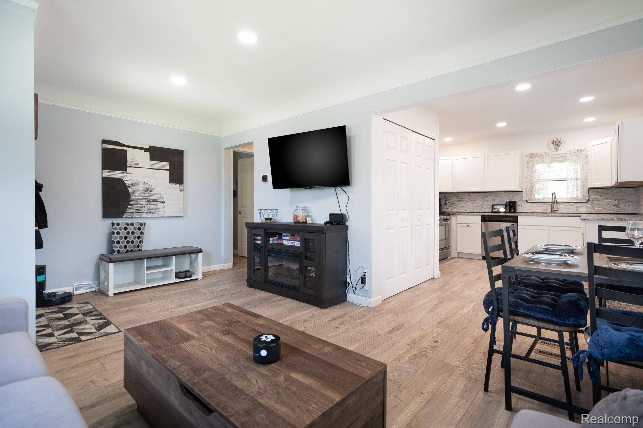 Ferndale, MI 48220,2170 Sonoma ST