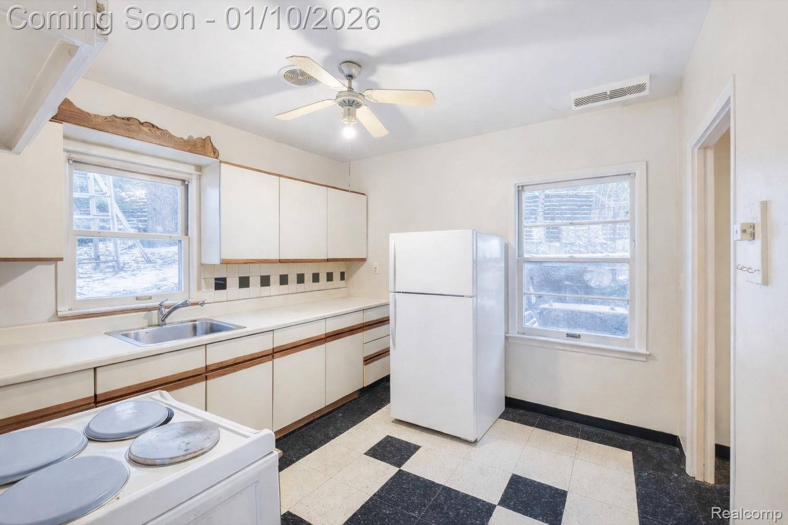 Ann Arbor, MI 48458,1106 Paul ST