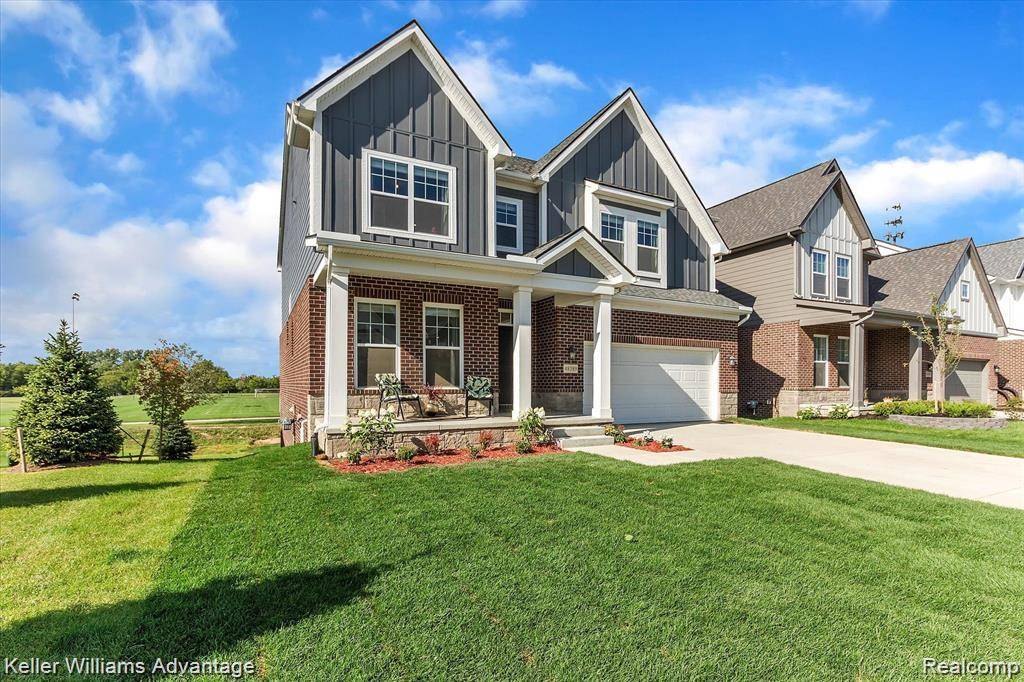 Northville, MI 48168,48389 Fieldstone DR