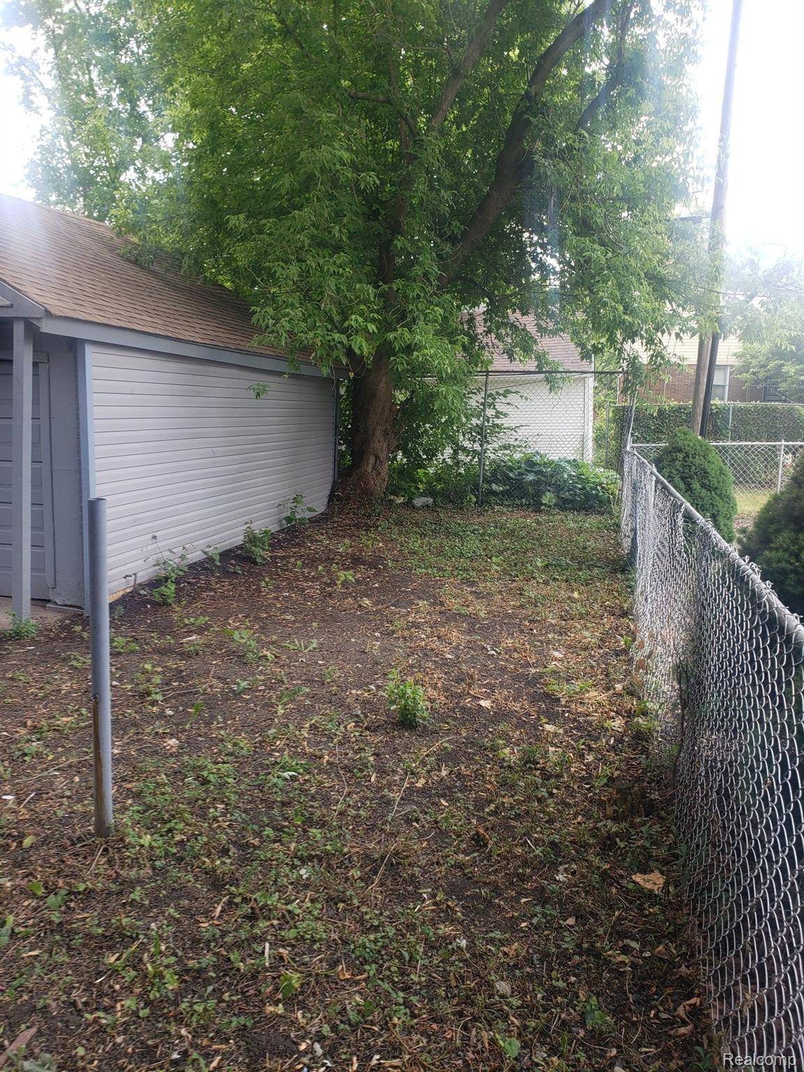 Detroit, MI 48213,12518 ELMDALE ST