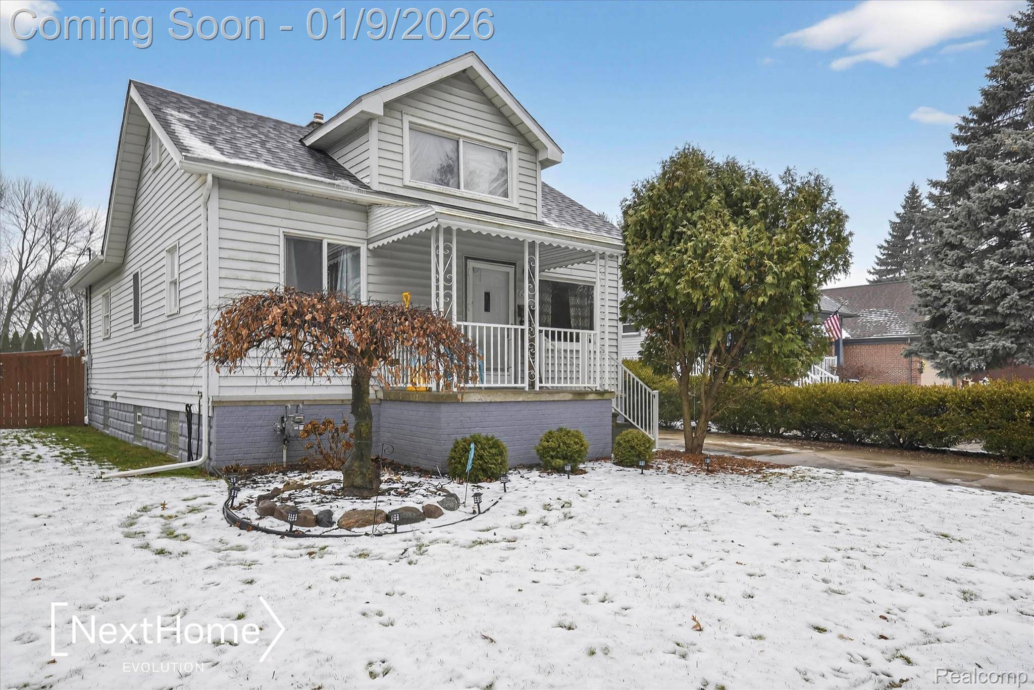 Wyandotte, MI 48192,645 Riverbank ST