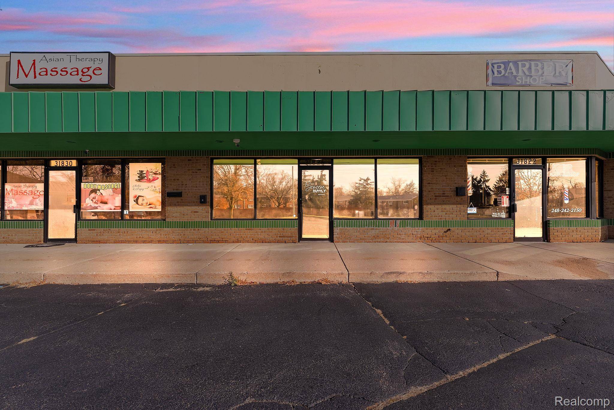 Farmington, MI 48336,31822 Grand River AVE