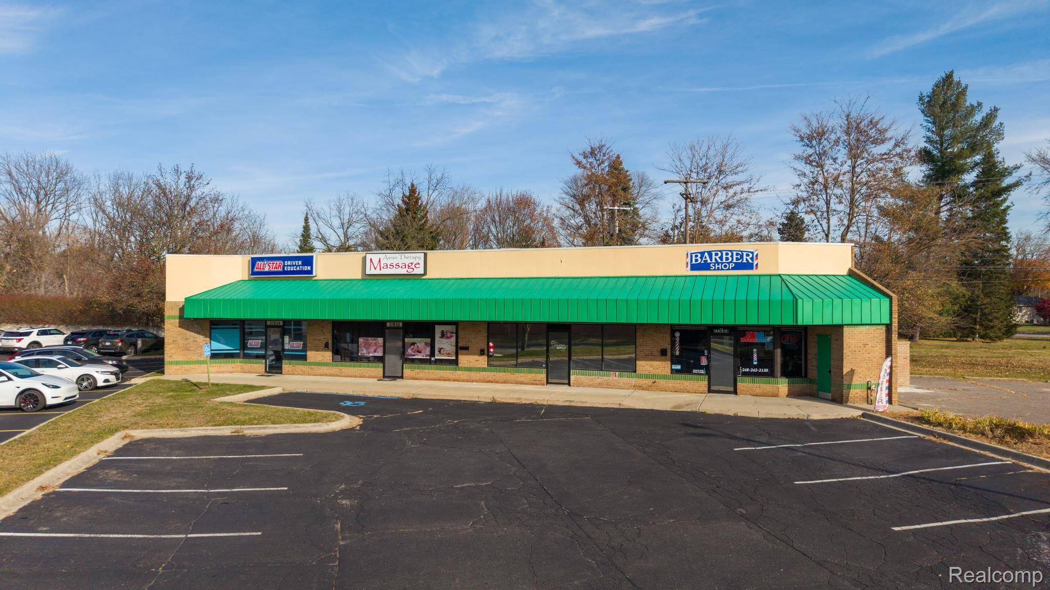 Farmington, MI 48336,31822 Grand River AVE