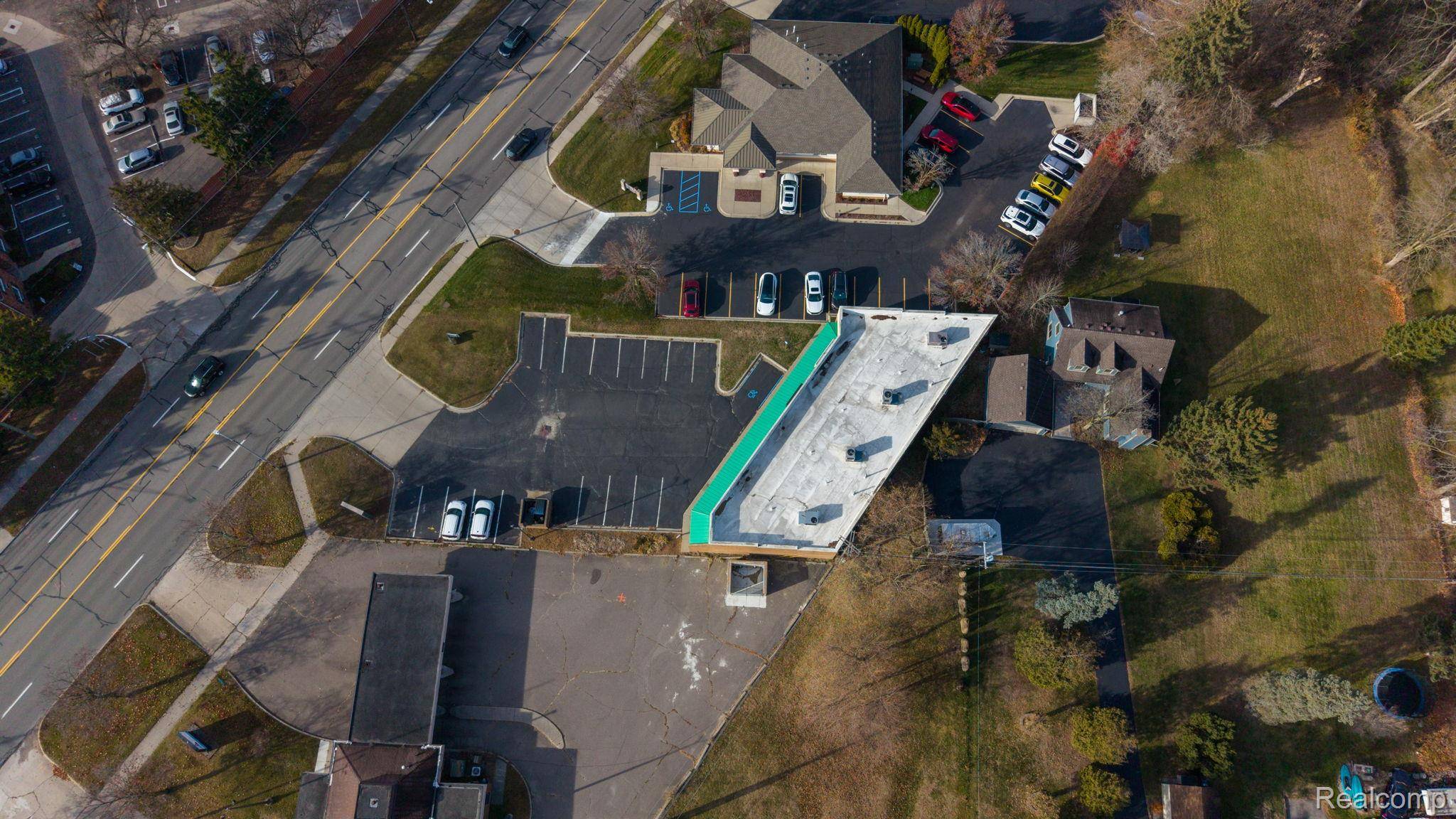 Farmington, MI 48336,31822 Grand River AVE