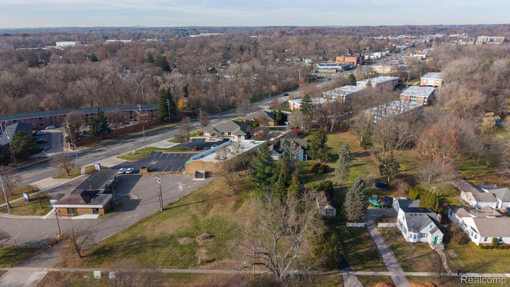 Farmington, MI 48336,31822 Grand River AVE