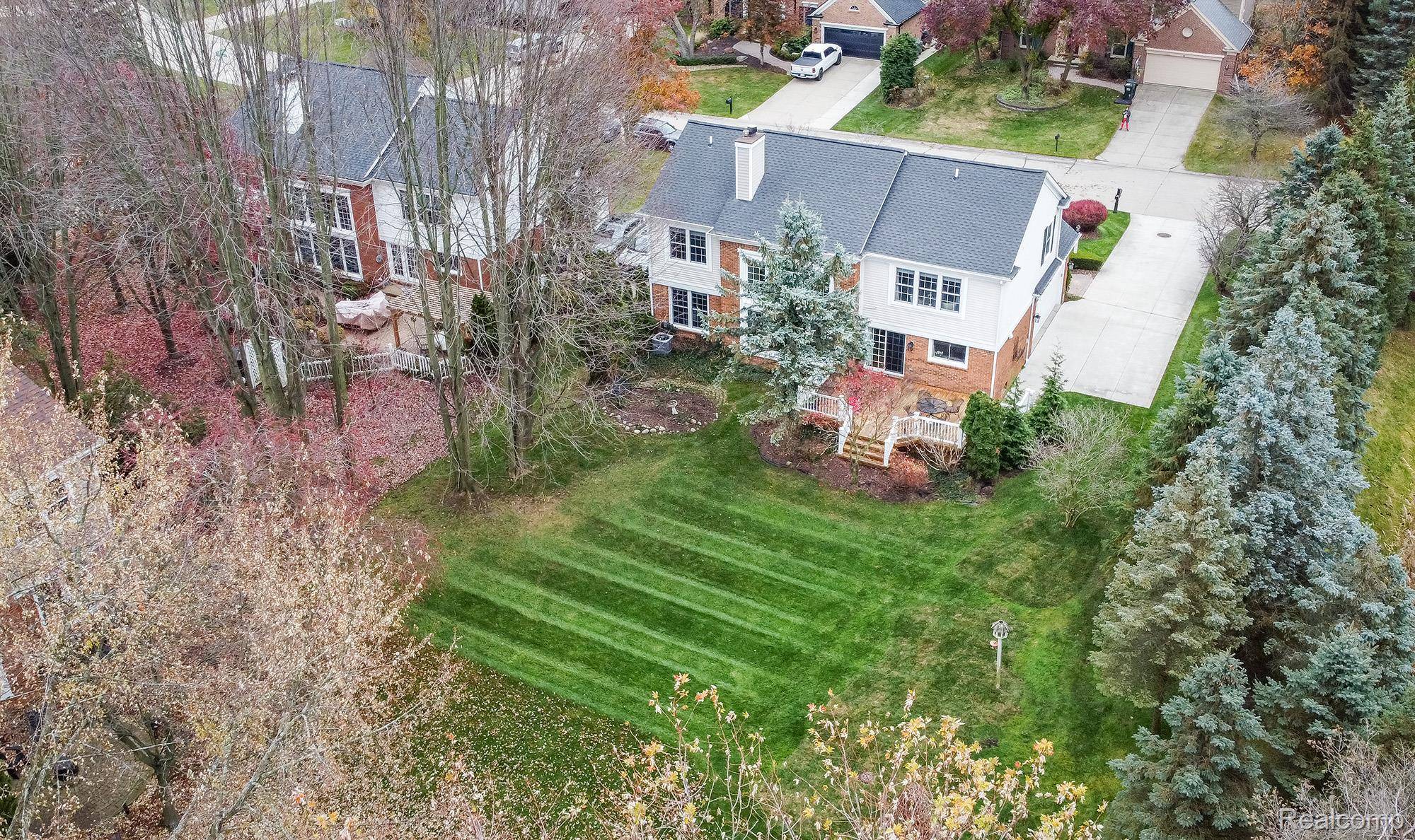 Rochester Hills, MI 48306,2456 Westwood DR