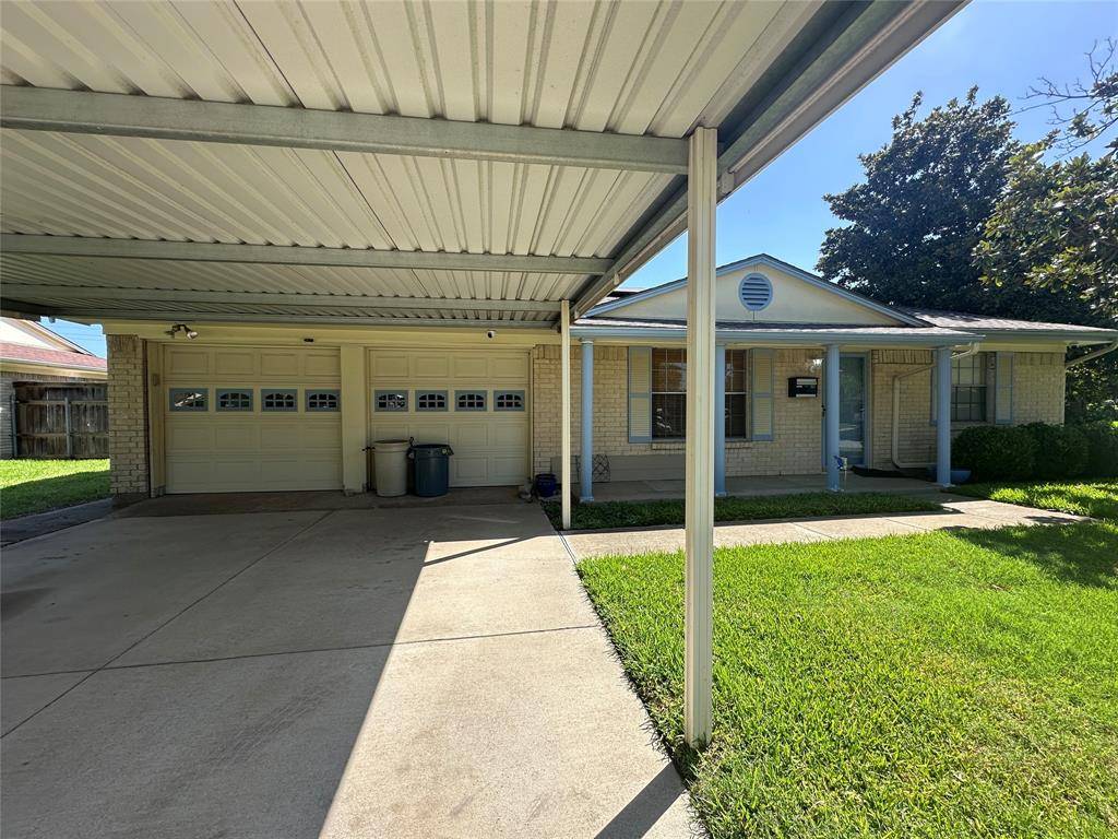 Mesquite, TX 75150,2602 Eastridge Street