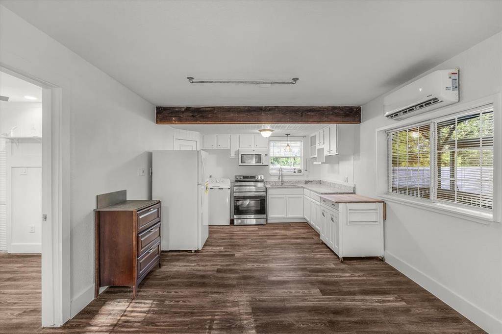 Granbury, TX 76049,391 Gina Circle