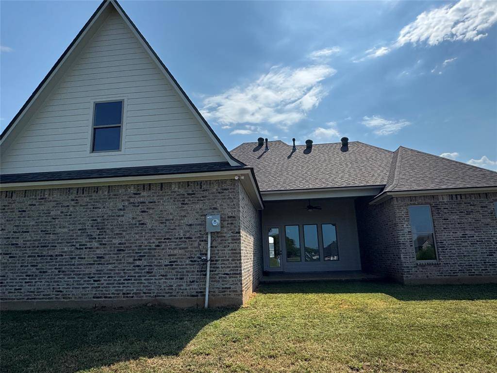 Benton, LA 71006,319 Newport Lane