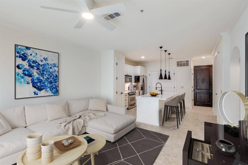 Dallas, TX 75225,8616 Turtle Creek Boulevard #200