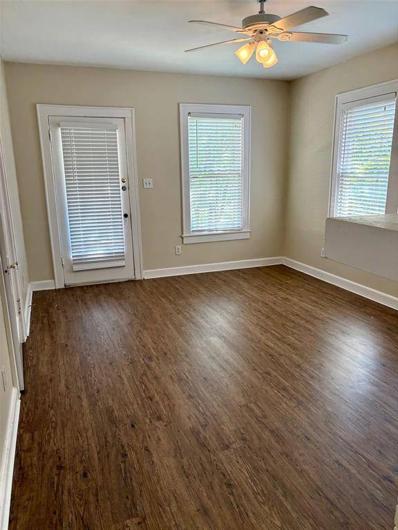 Dallas, TX 75208,905 N Bishop Avenue #A