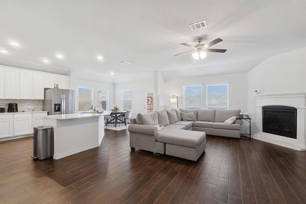 Aubrey, TX 76227,3260 Hunters Glen Drive