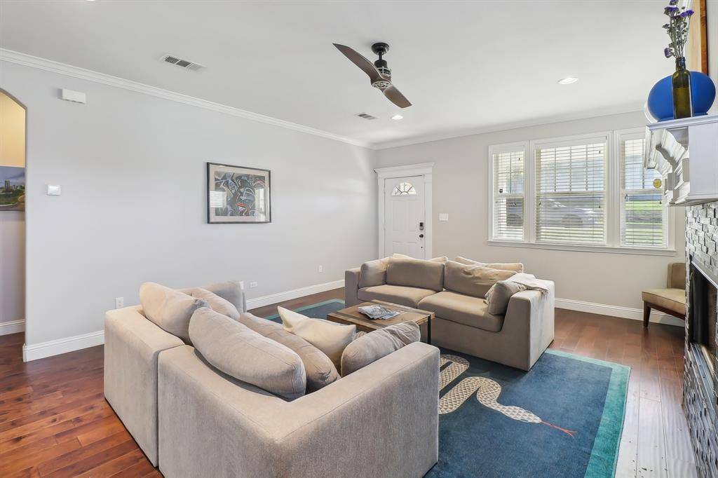 Dallas, TX 75203,601 N Lancaster Avenue