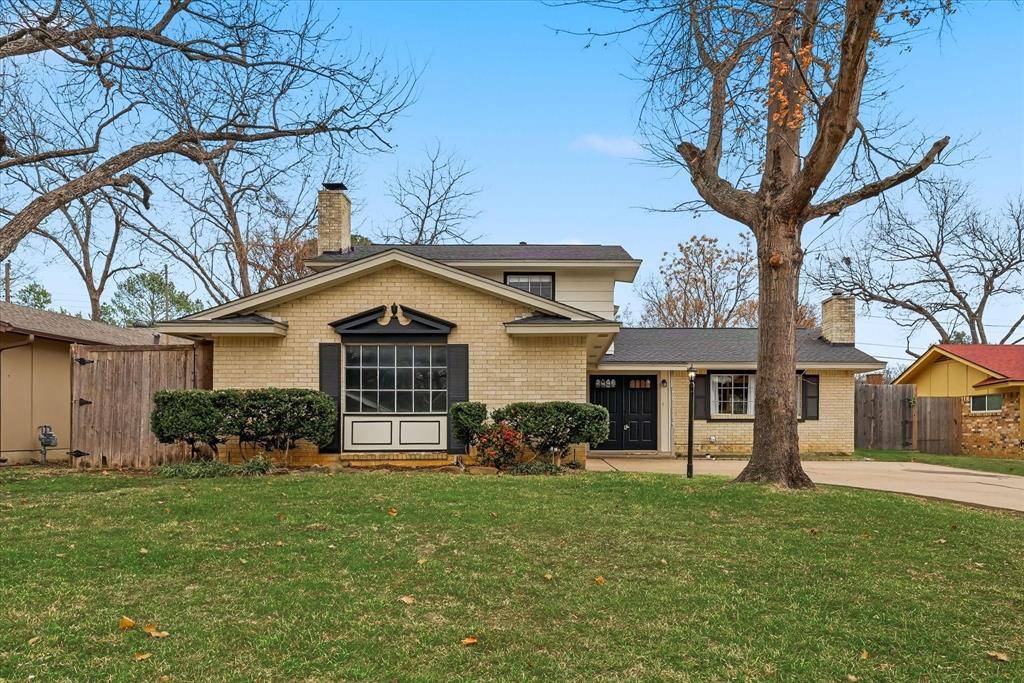 Arlington, TX 76013,2804 Hollywood Drive