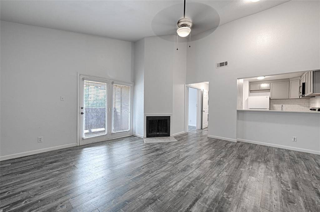 Dallas, TX 75240,8545 Midpark Road #2