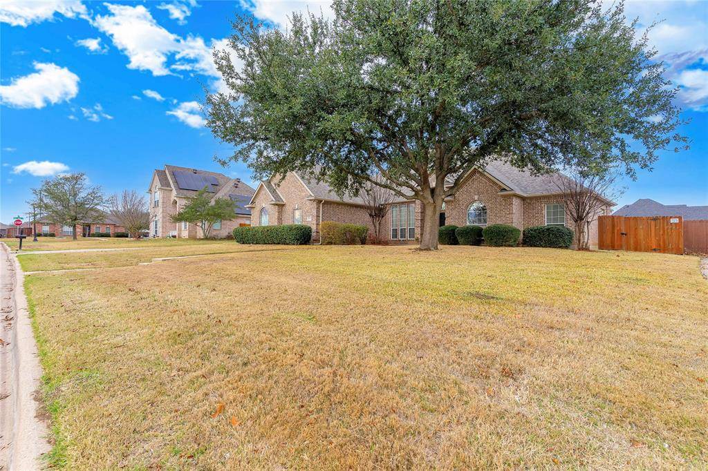 Cleburne, TX 76033,1508 Leaning Oak Lane