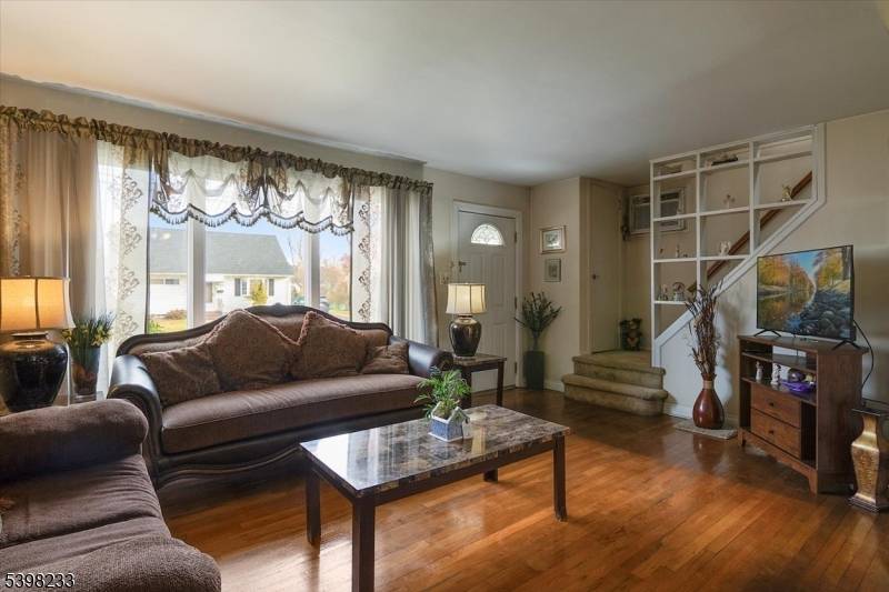 Clifton City, NJ 07013,54 Doherty Dr