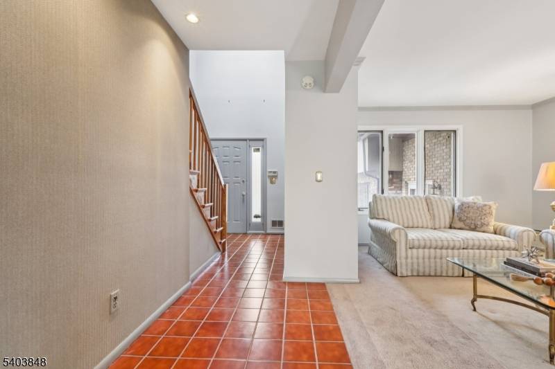 Clifton City, NJ 07014,70 River Rd #C3