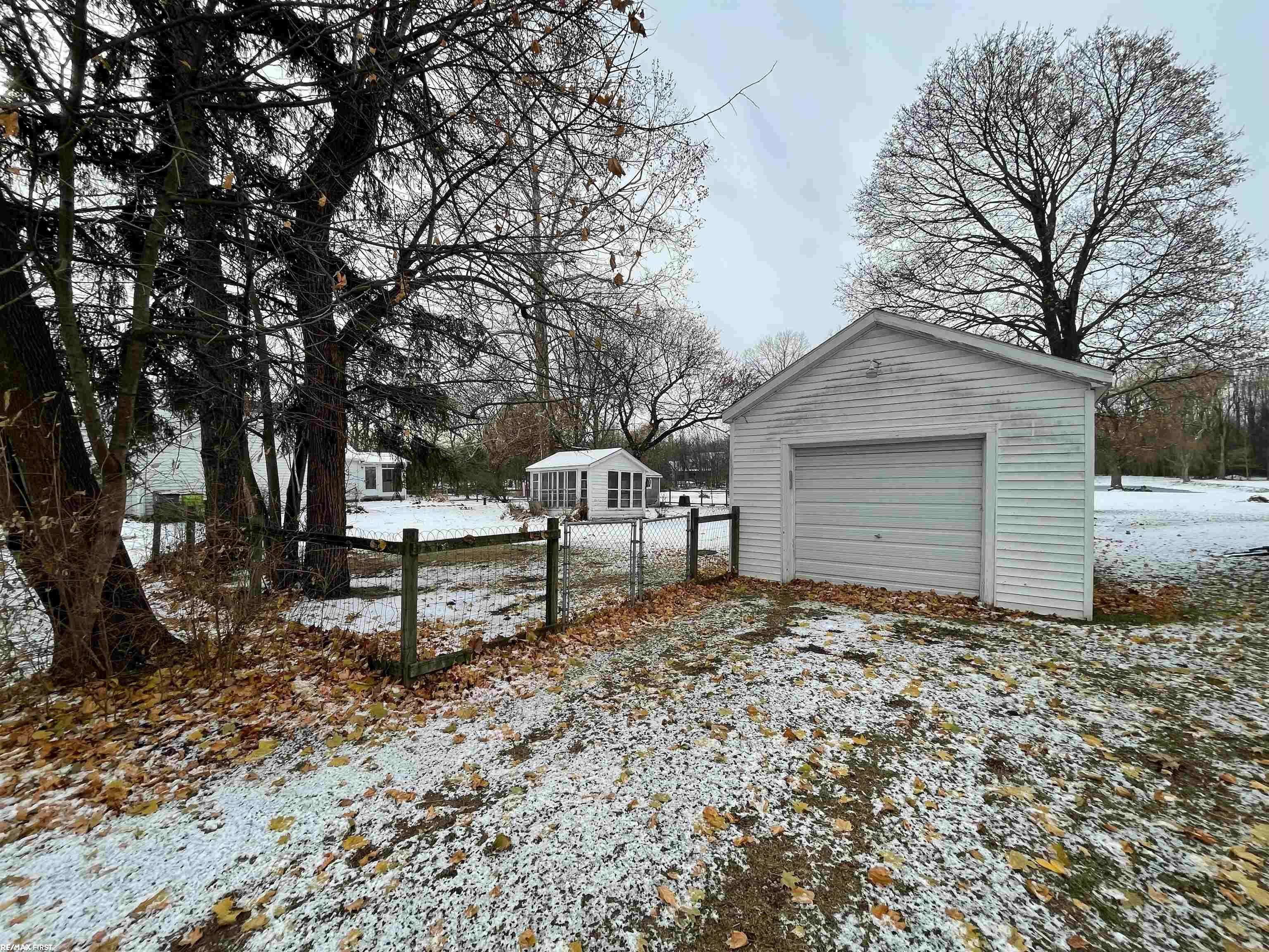 Clinton Township, MI 48036,42041 Little RD