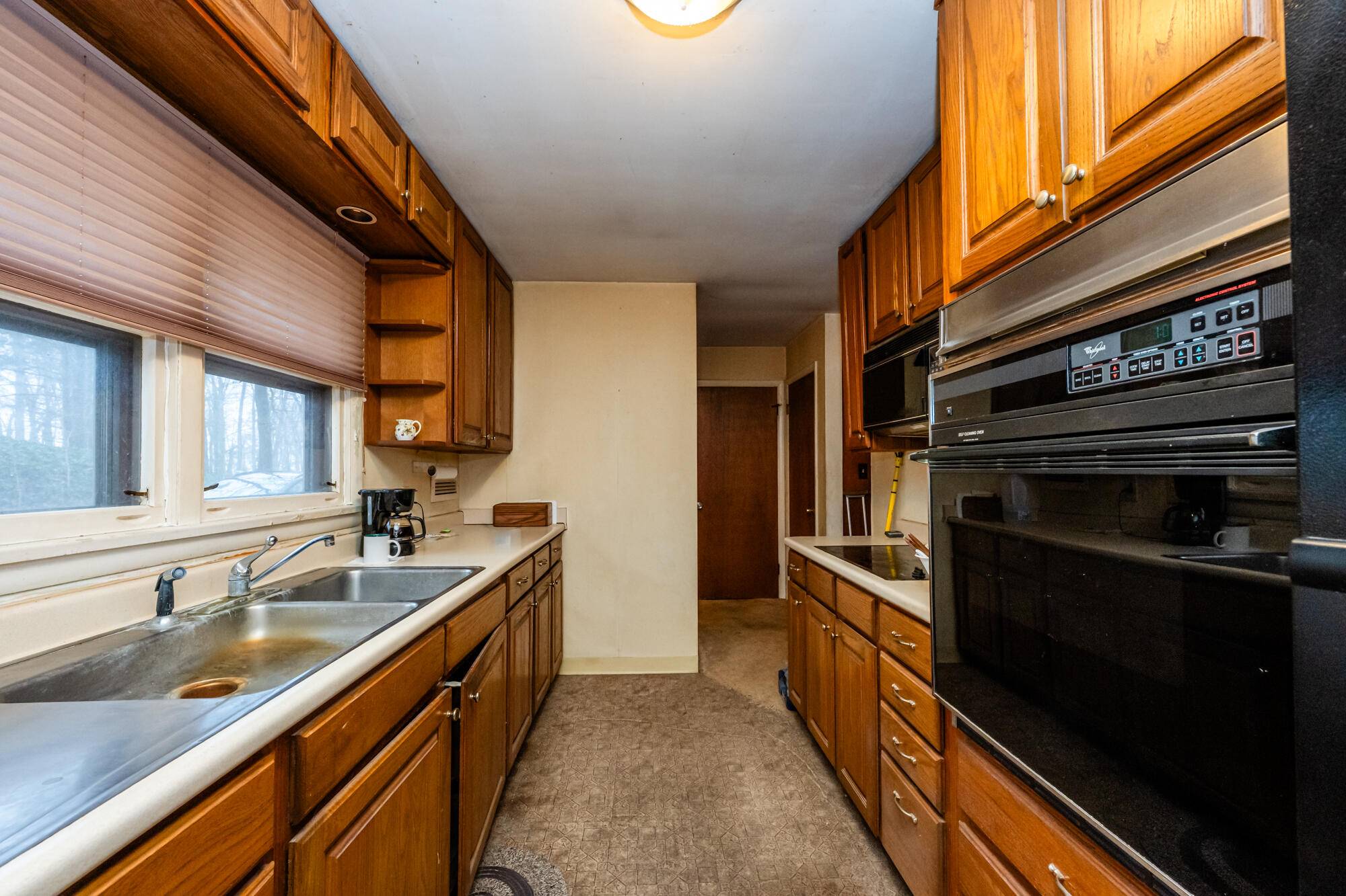 Coloma, MI 49038,5659 M 63 N