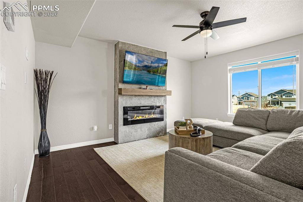 Colorado Springs, CO 80925,6503 Weiser DR