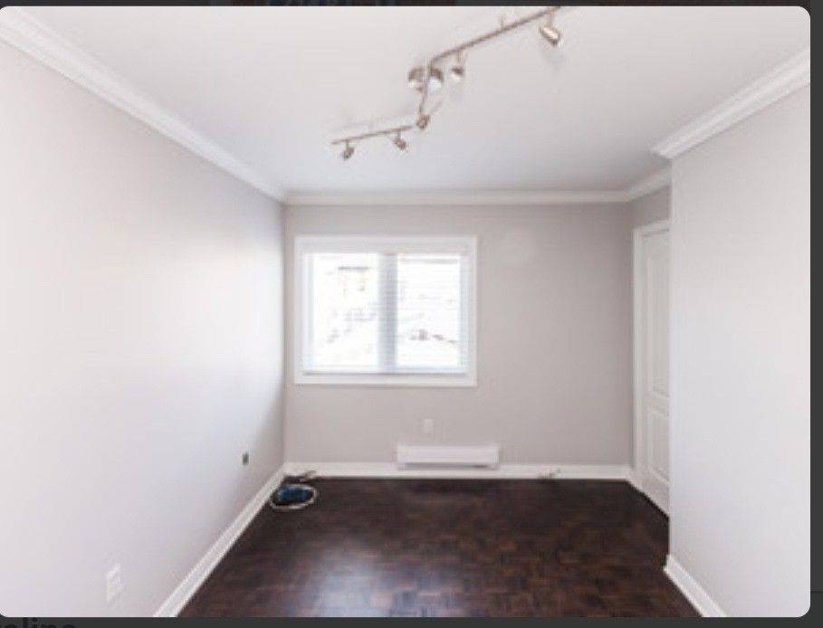 Toronto C01, ON M6K 2B7,714R Dufferin ST