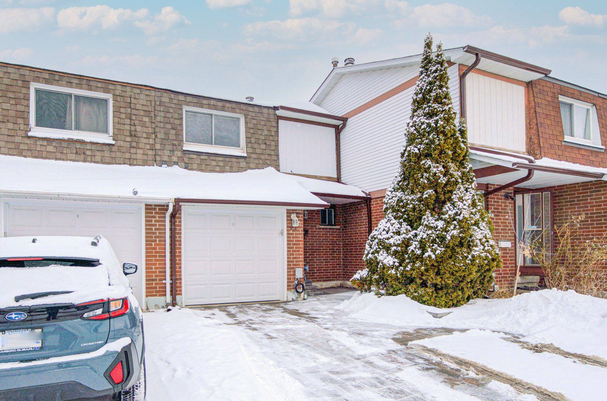 Toronto E07, ON M1V 1Y4,12 Sadlee Cove CRES