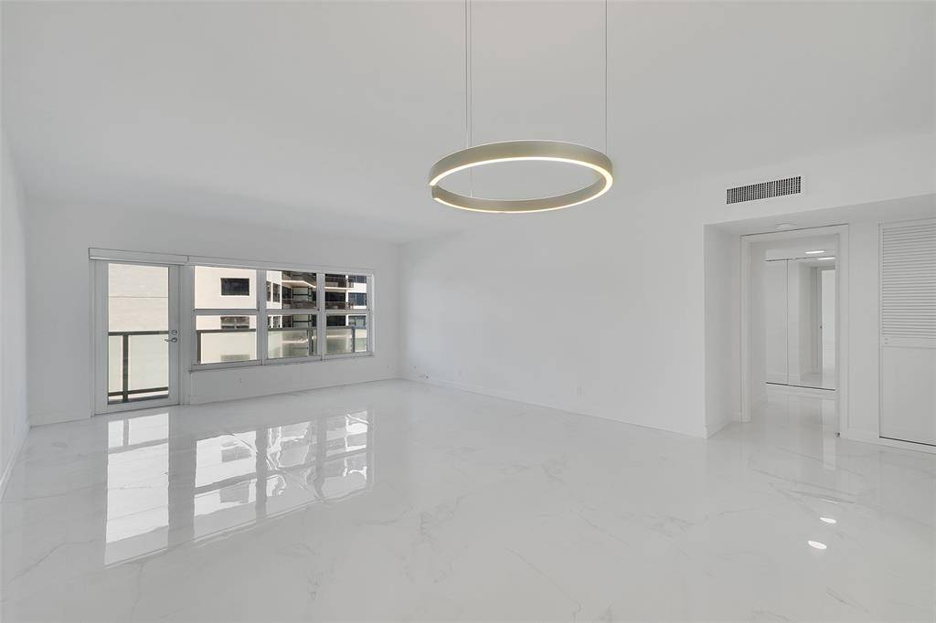 Fort Lauderdale, FL 33308,3750 Galt Ocean Dr #309