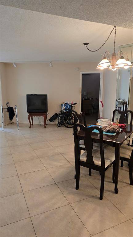 Miami, FL 33179,1300 NE Miami Gardens Dr #201E