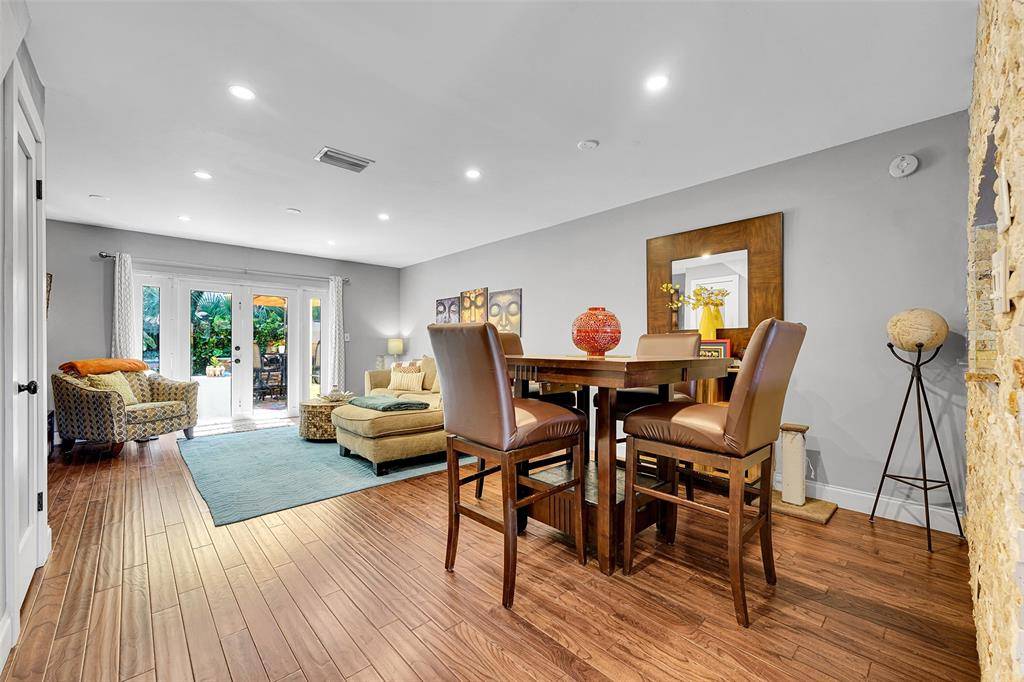 Oakland Park, FL 33309,3084 S Oakland Forest Dr #1403