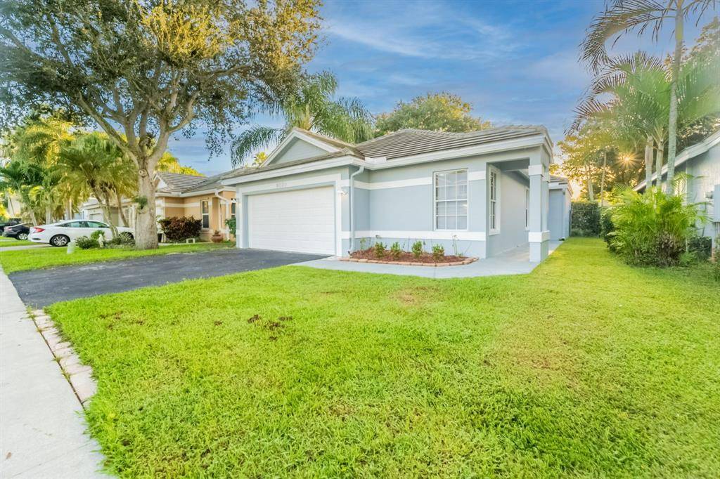 Davie, FL 33328,9220 Arborwood Cir