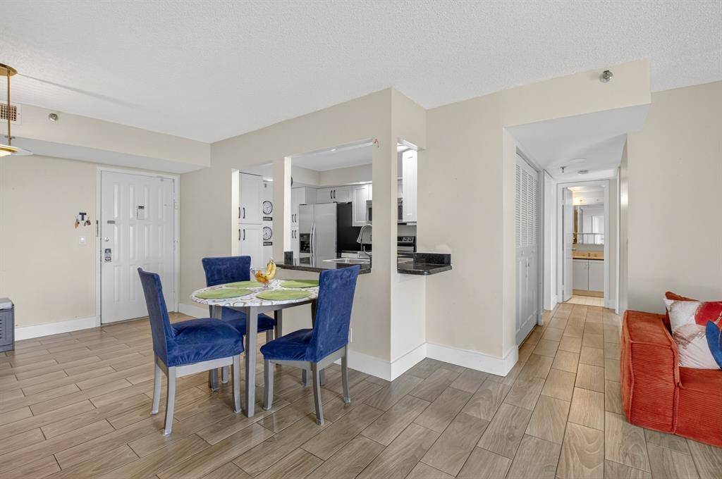 Boca Raton, FL 33487,5260 NW 2nd Ave #402