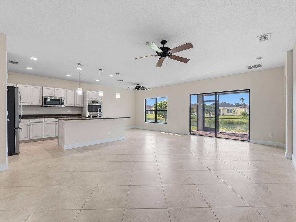 Vero Beach, FL 32966,1772 Willows Square