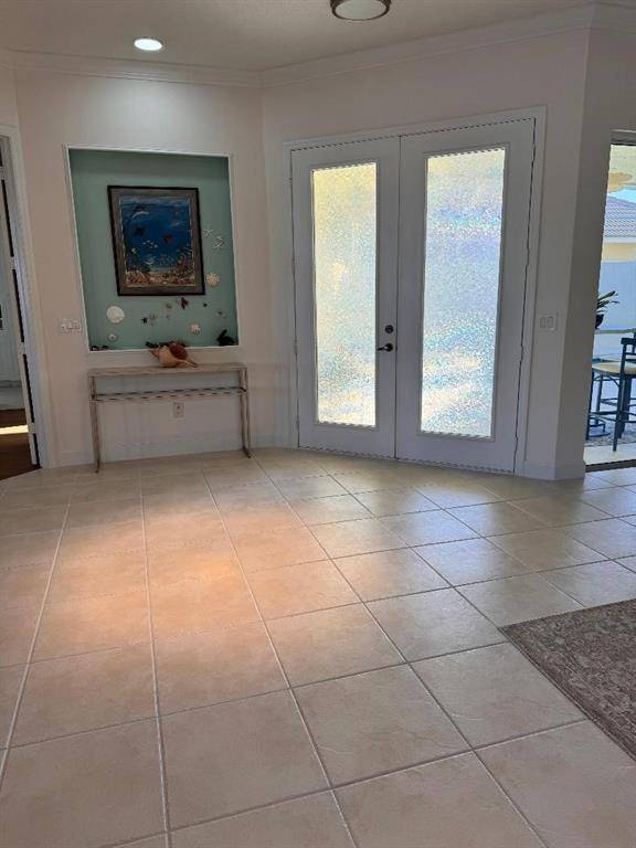 Hutchinson Island, FL 34949,3308 Caracal Dr