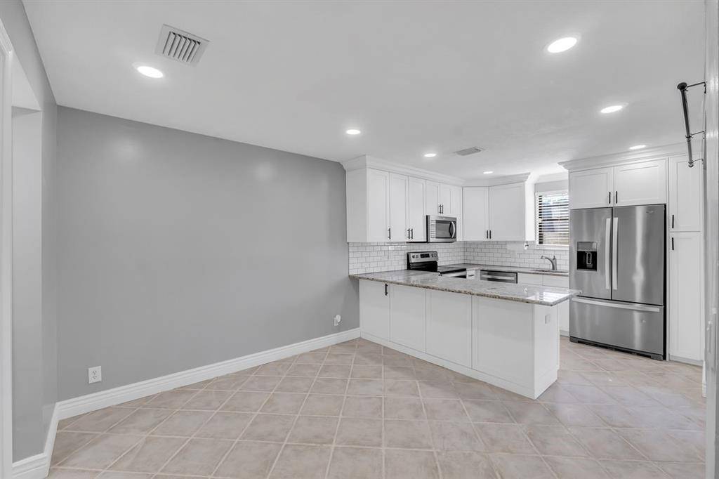 Coral Springs, FL 33065,2675 NW 99th Ave