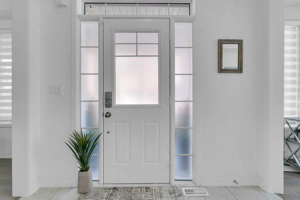 Newmarket, ON L3Y 0E1,258 Harding Park ST