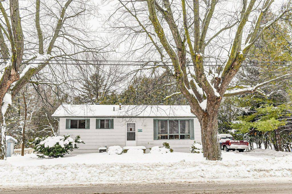 Collingwood, ON L9Y 3X7,121 Niagara ST