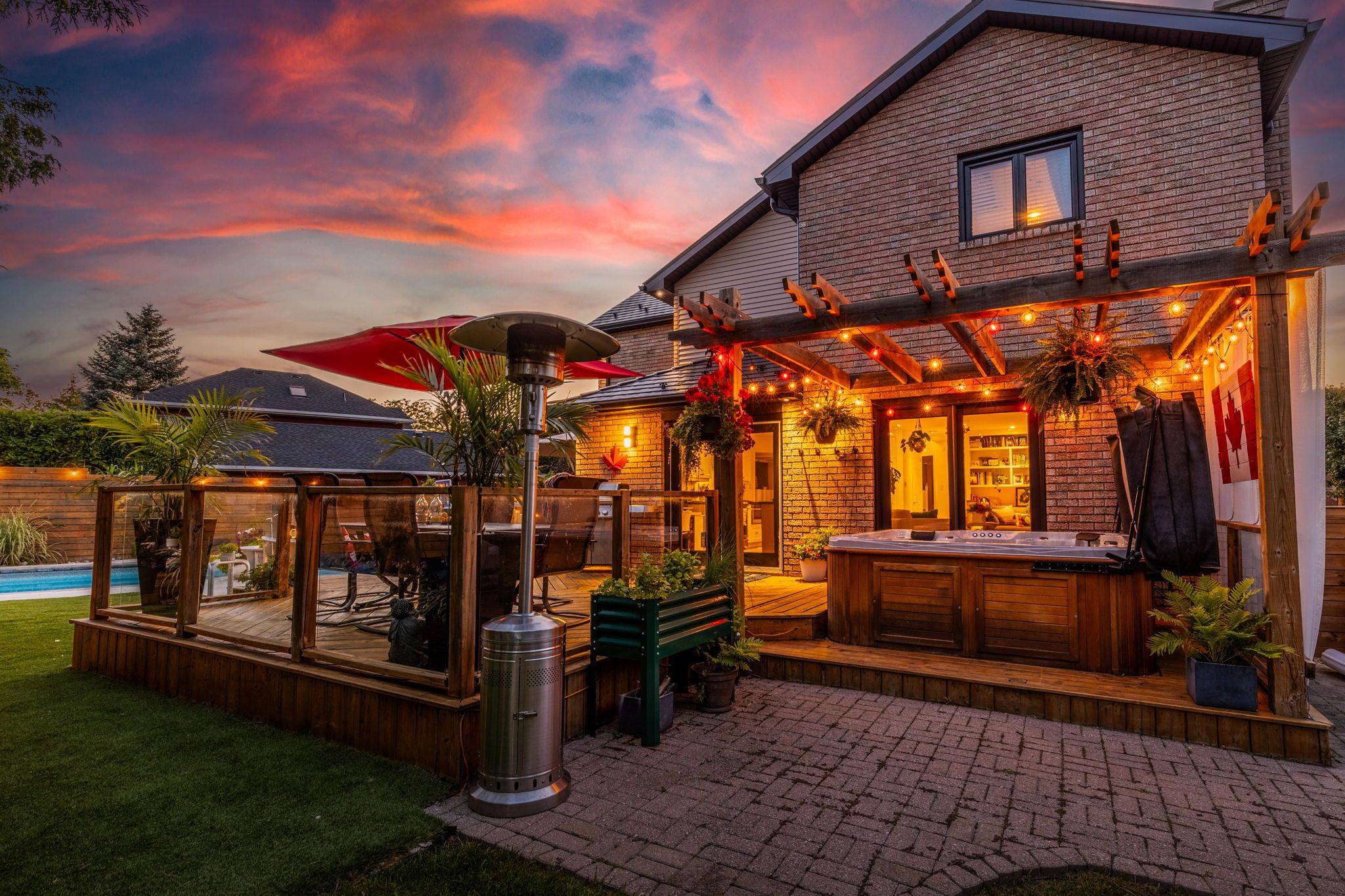 Collingwood, ON L9Y 4R7,8 Burnside CT