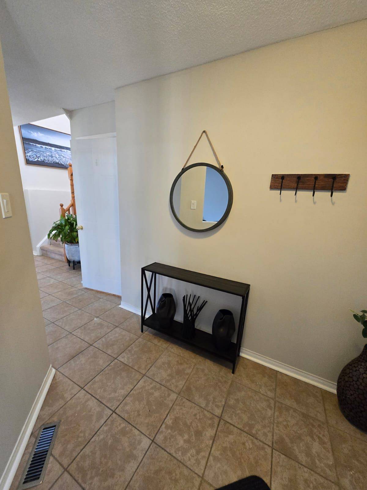 Barrie, ON L4N 8L7,29 Nicholson DR