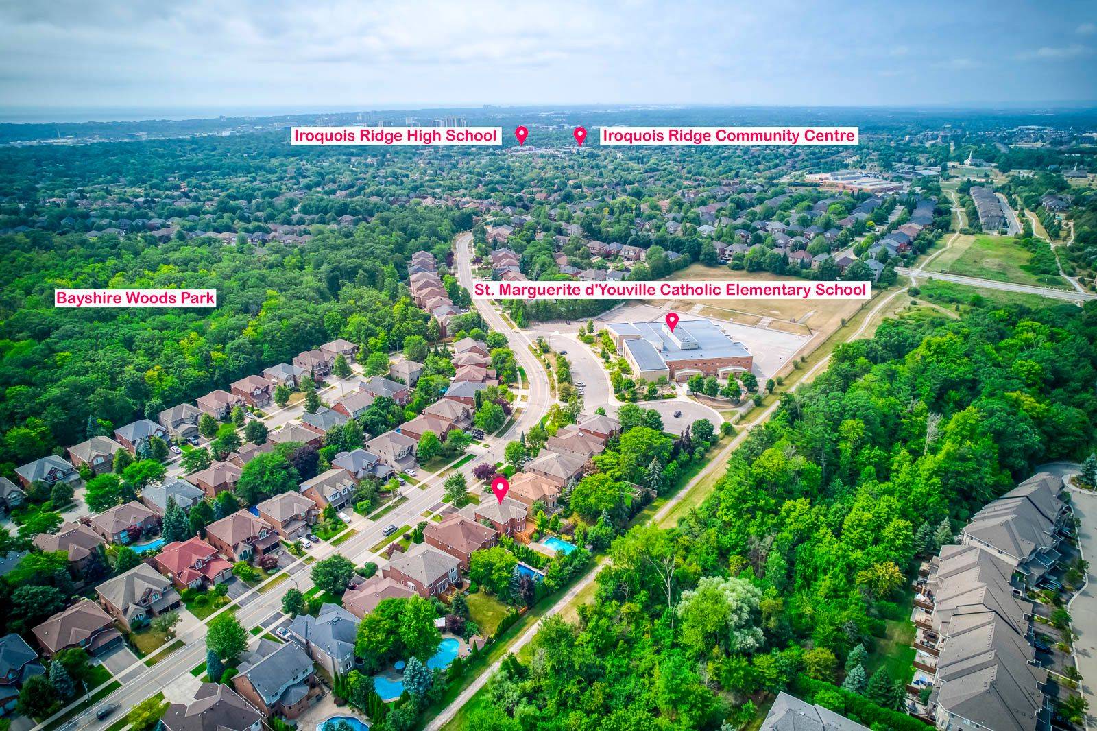 Oakville, ON L6H 6E7,1387 Bayshire DR